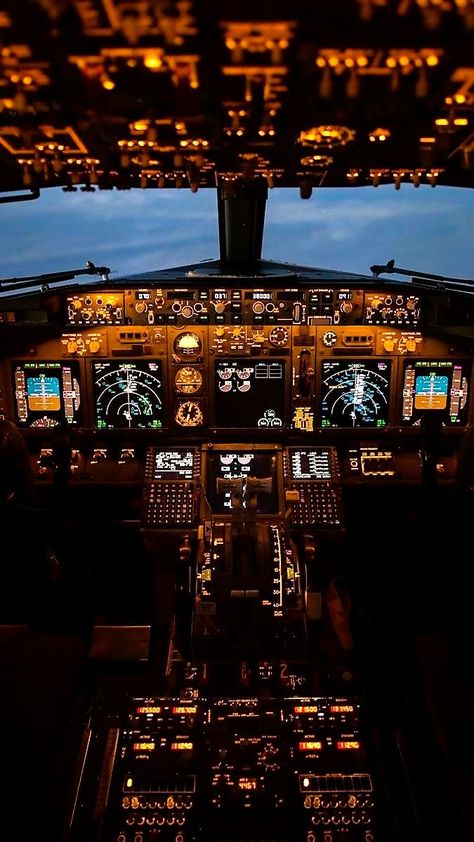 Cockpit View Wallpaper, Airplane Cockpit Wallpaper, Cockpit Aesthetic, 737 Cockpit, Iphone Wallpaper Airplane, Boeing 737 Cockpit, Pilots Quotes Aviation, Airplane Cockpit, Aeronautical Engineering