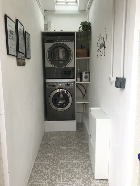 Small Utility Space Ideas, Small Utility Room Ideas Stacked, Utility Layout, Utility Ideas, Ikea Shoe Storage, Front Extension, Stackable Laundry, Utility Space, Small Utility Room