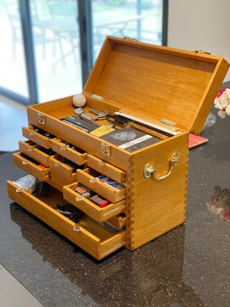 Fly Tying Desk, Wood Tool Box, Tool Storage Cabinets, Wooden Tool Boxes, Tool Storage Diy, Tool Cabinet, Homemade Tools, Tool Chest, Wood Tools