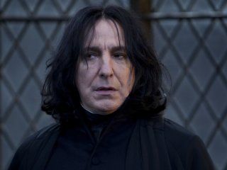 A head shot of Snape looking sideways from the Deathly Hallows Part 2 Snape Hair, Severus Sneep, Severus Snape Wallpaper, Snape Wallpaper, Snape Fan Art, Felix Felicis, Severus Snape Fanart, Professor Severus Snape, Alan Rickman Severus Snape