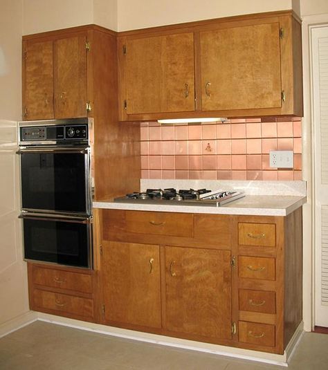 1960 kitchen design | Wood kitchen cabinets in the 1950s and 1960s - unitized vs. modular ... 1950s Kitchen Remodel, 60s Kitchen, Vintage Kitchen Remodel, Furniture Kitchen Island, 1960s Kitchen, Small Kitchen Cabinets, Galley Kitchen Remodel, White Kitchen Remodeling, Kitchen Interior Design