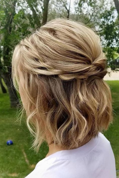 Wedding Hair Half, Hair Half Up, Wedding Hairstyles Half Up Half Down, Bridesmaid Hair Short, Peinados Fáciles Para Cabello Corto, Wedding Hair Down, Short Wedding Hair, Penteado Cabelo Curto, Half Up Half Down Hair