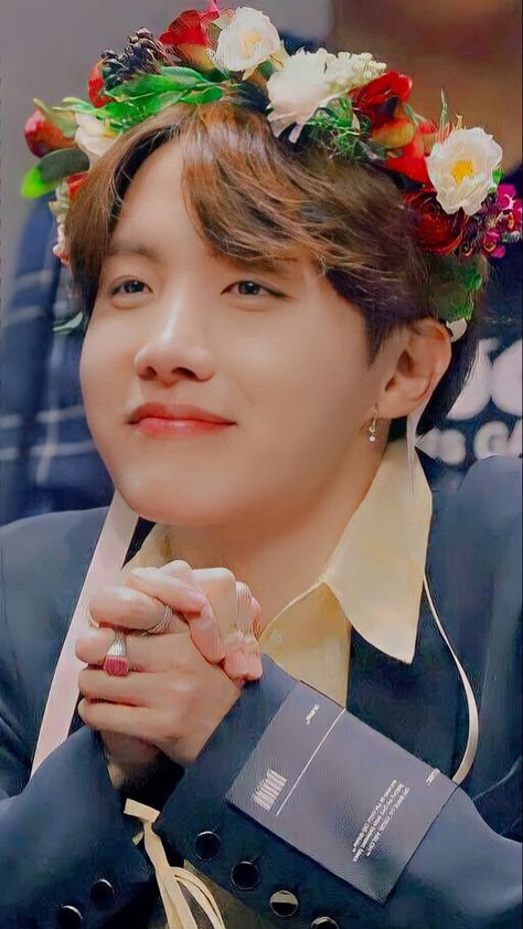 J-hope Cute Smile, Jhope Hd, Cute J-hope, Hope Video, J-hope Photoshoot, J-hope Video, Song Kang Ho, Hope Bts, Hope Photos