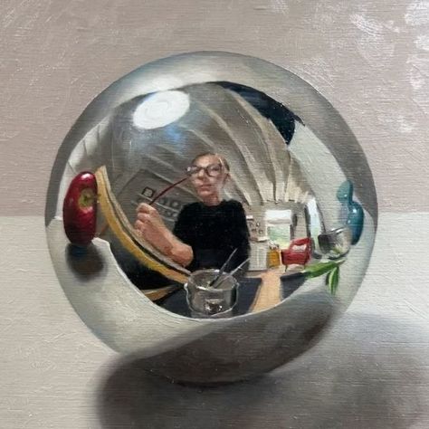 E s t e l l e D a y on Instagram: "This silver ball has been sitting in my cabinet for months, asking me to paint it! The convex mirror reflection wasn’t quite as tricky to do as I thought it would be, probably because it is more forgiving than a flat reflection - everything is distorted.. so there’s less pressure for accuracy! It was a lot of fun to do.. and yes, I am a big Escher fan!! :) . “Self portrait in silver ball” Oil in wooden board 15cm x 15cm . . #reflection #convex #convexmirror #silver #selfportrait #stilllife #stilllifepainting #autoportrait #naturemorte #selfie #me #artcontemporain #contemporaryart #contemporarypainting #realism #figurativeart #representationalart #painter #kunst #womenartists #femaleartist #londonartist" Distortion Art, Reflection Painting, Reflection Art, Hyper Realistic Paintings, Ap Studio Art, Art Major, Representational Art, Mirror Reflection, Convex Mirror