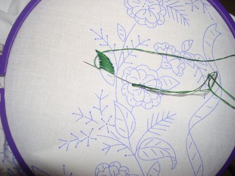 Embroidery Pillowcases Patterns, Hand Embroidered Pillowcases, Pillow Cases Tutorials, Embroidery Tips, I Am Waiting, Embroidered Bedding, Doctor's Office, Embroidered Pillowcases, Embroidered Pillow