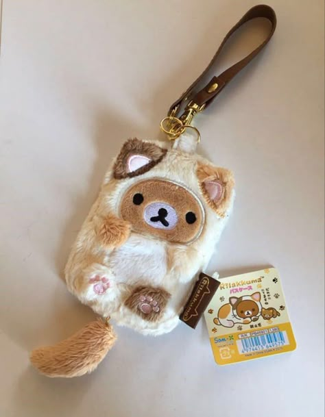 Rilakkuma Wallpaper Aesthetic Brown, Life Styles, Bear Pictures, Hello Kitty Items, Cute Stuffed Animals, Cute Keychain, Cute Little Things, Rilakkuma, Cute Toys