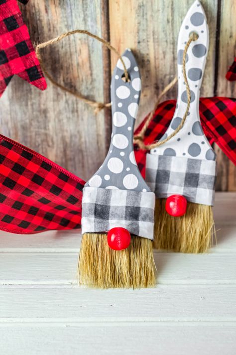 Gnome Paintbrush, Paintbrush Gnomes, Paintbrush Crafts, Paintbrush Ornaments, Southern Signs, Dt Crafts, Sewn Christmas Ornaments, Christmas Craft Show, Xmas 2022