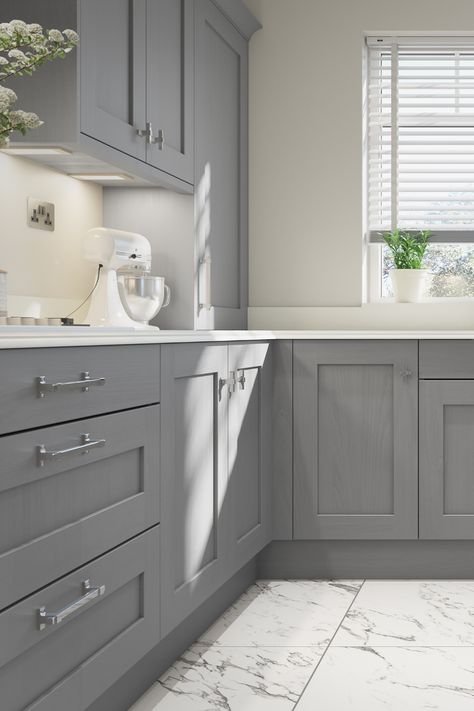 Grey Wooden Kitchen Cabinets, Grey Cream Kitchen, Pale Grey Shaker Kitchen, Colours For Kitchen Cupboards, Grey On Grey Kitchen, Grey Cupboards Kitchen, Light Grey Kitchen Walls, Grey Kitchens Ideas, Shaker Style Kitchens Grey