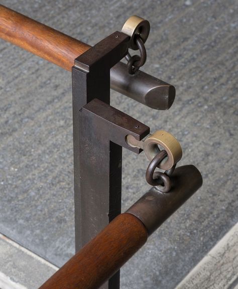 Handrail Design, Joinery Details, Stair Handrail, Lan Can, Carlo Scarpa, Custom Drapery, Railing Design, Staircase Design, Stairs Design