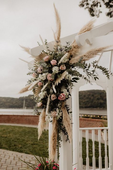 9.17 Alexis & Teron Boho Wedding Flower Centerpieces, Pergola Wedding Decorations, Diy Wedding Arch Flowers, Wedding Staircase Decoration, Winter Wedding Arch, Staircase Decoration, Wedding Staircase, Wedding Pergola, Barrel Flowers