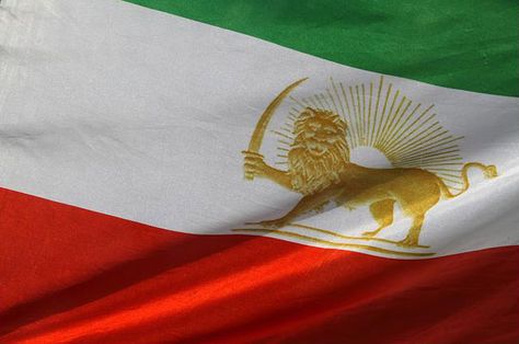 Old Flag of Iran Iran Flag Aesthetic, Freedom Iran Wallpaper, Old Iran, Flag Of Iran, Iran Old Flag, Iran Old, Islamic Republic Of Iran, Tabriz Iran, Iran Flag