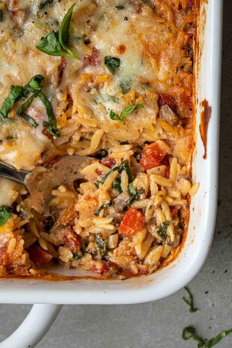 Vegetarian Rice Dinner Recipes, Veggie Ricotta Baked Orzo, Ricotta Orzo Recipes, Ricotta Casserole Recipes, Ricotta Lunch Recipes, Veggie Orzo Bake, Vegetable And Ricotta Baked Orzo, Veggie Forward Dinner, Healthy Casserole Recipes Vegetarian