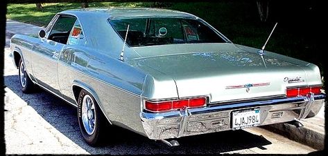 Truck Hacks, 1966 Impala, 66 Impala, 1966 Chevy Impala, Mussel Cars, Impala Chevrolet, 1955 Chevy Bel Air, Chevy Impala Ss, Classic Cars Chevy