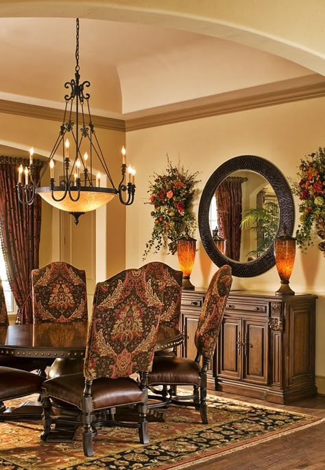 Tuscan Style Furniture - Ideas For Relaxed Elegance! - Taramundi Furniture & Home Decor Tuscan Dining Room, Tuscan Dining Rooms, Tuscan Living Rooms, Tuscany Decor, Tuscan Decor, Tuscan Home, Tuscan Design, Tuscan Inspired, Tuscan Kitchen