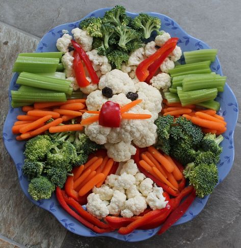 Easter Bunny Vegetable Platter – Fork Lore Animal Veggie Tray, Heavy Appetizers, Vegetable Platter, Relish Trays, Ranch Dip, Veggie Tray, Baby Carrots, Relish, Red Peppers