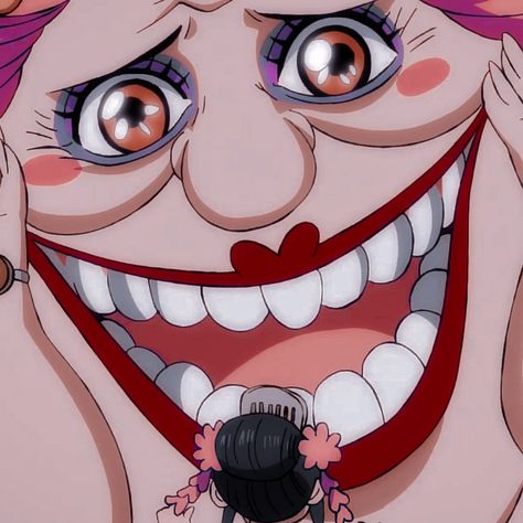 Big Mum One Piece, Luffy Cake, Mom Icon, Big Mon, Big Mum, Big Mom, Piece Icons, 3 Tattoo, Demon Slayer