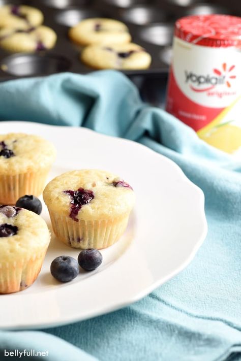 These muffins are loaded with blueberries and lemon. Their miniature size makes them perfect as a snack, and with only one bowl, clean up is a breeze! Lemon Yogurt, Baking Muffins, Eat Lunch, Mini Muffins, Cookie Scoop, Lemon Blueberry, Granola Bars, Do Not Eat, Healthy Options