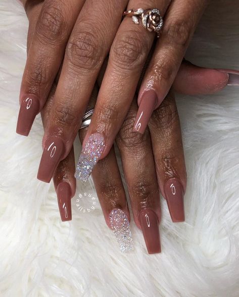 Nails on Black Women Nails Black Women, Girls Nail Designs, Brown Acrylic Nails, Opal Nails, Black Acrylic Nails, Exotic Nails, Black Nail Designs, Nails Black, Brown Nails