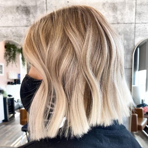 Hair Colors Trending, Best Blonde Hair, Pale Blonde Hair, Copper Blonde Hair Color, Colors For 2024, Balayage Ideas, Blonde Hair Colors, Buttery Blonde, Going Blonde