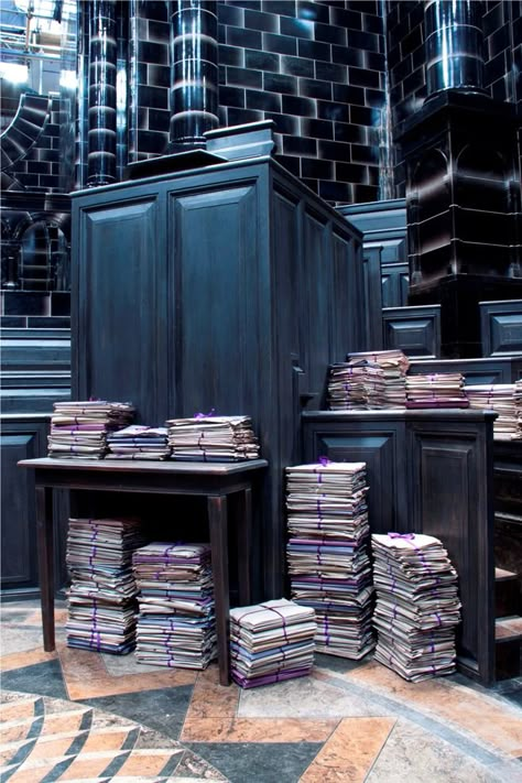 Wizengamot Courtroom, Deathly Hallows Part 1 Ministry Of Magic Aesthetic, Harry Potter Ministry Of Magic, The Ministry Of Magic, Harry Potter Locations, Harry Potter Set, Ministry Of Magic, Hogwarts Aesthetic, Magic Aesthetic, Harry Potter Aesthetic