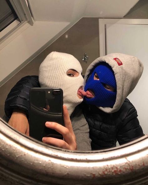 Gangster Boy, Uk Drip, Ski Masks, Mask Aesthetic, Mask Pictures, Gangster Girl, Ski Girl, Black Wallpaper Iphone, Ski Mask