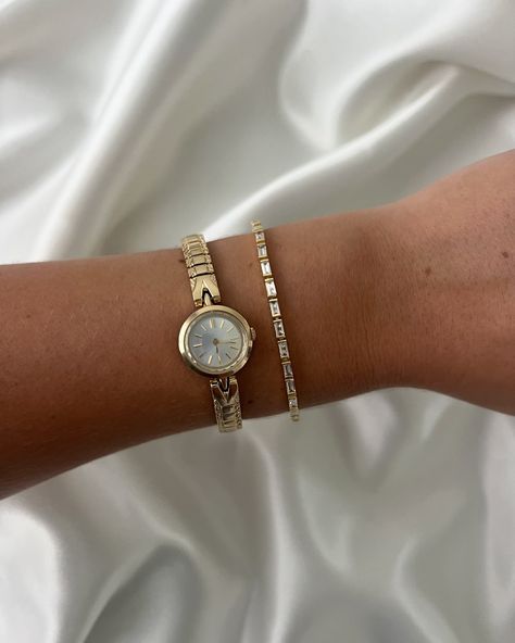 Watches of the day; loving the clean vintage look🤍✨ Shop the stack with the gold cuff on our website now! Vintage Watch Stack, Gold Watch And Bracelet Stack, Gold Watch Stack, Vintage Bracelets Gold, Pretty Stacks, Watch Stack, Tiffany Gold, Watches Silver, Silver Bracelet Stack