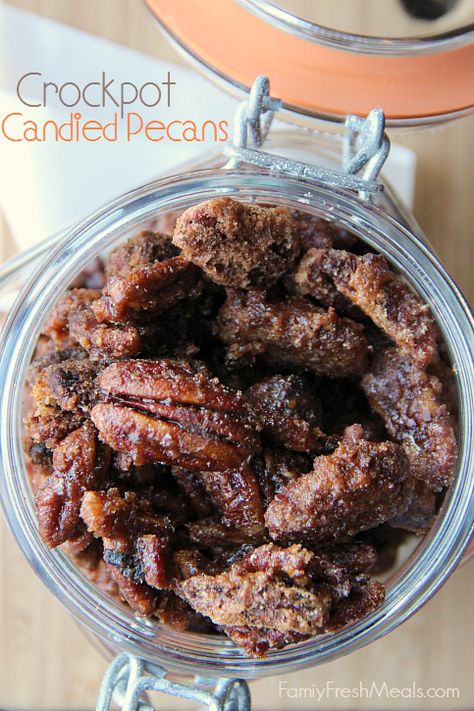 These Crockpot Candied Pecans are at the top of my holiday MUST MAKE list. Great DIY holiday gift. This recipe works well with almonds, cashews or walnuts! Crockpot Candy Pecans, Crockpot Dessert, Crockpot Candy, Fresh Meals, Crock Pot Desserts, Family Fresh Meals, Pecan Recipes, Crockpot Dishes, Candied Pecans