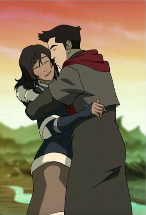 Mako kisses Korra on her cheek in their romantic loving embrace Korra X Mako, Mako Legend Of Korra, Fire Ferret, Korra Mako, Avatar Legend Of Aang, Avatar The Legend Of Korra, Avatar Series, Korra Avatar, Avatar Cartoon