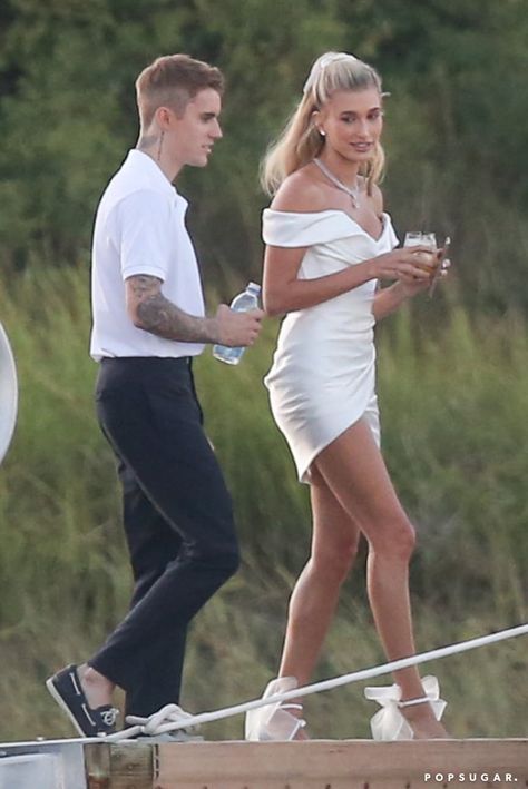 Justin Bieber and Hailey Baldwin at Their Wedding Rehearsal Dinner Haily Baldwin, Hailey Bieber Wedding, Wedding Rehearsal Dinner Dress, Wedding Rehearsal Dress, Bieber Hailey, Rehearsal Dinner Outfits, Hailey Baldwin Style, Justin Hailey, Palmetto Bluff