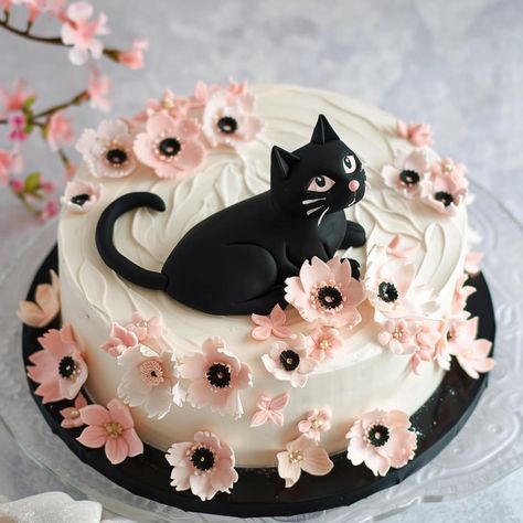 Chocolate Lasagna Recipe, Kitten Cake, Fruit Cake Design, Birthday Cake For Cat, Unique Cakes Designs, Fluff Desserts, Cake Decorating For Beginners, Cat Cake, Just Cakes