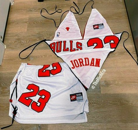 Jordan 23 Outfit Women, 23rd Birthday Outfit, Jersey Party Outfit, Jersey Outfit Women, 23 Outfit, Jordan Year, Ropa Upcycling, Jersey Party, Club Outfits For Women