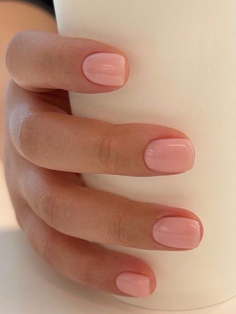 short pink jelly nails Wedding Dresses Mermaid Simple, Dream Wedding Dresses Mermaid, Korean Trends, Short Pink Nails, Pastel Pink Nails, Soft Pink Nails, Cute Pink Nails, Nails Inspired, Peach Nails