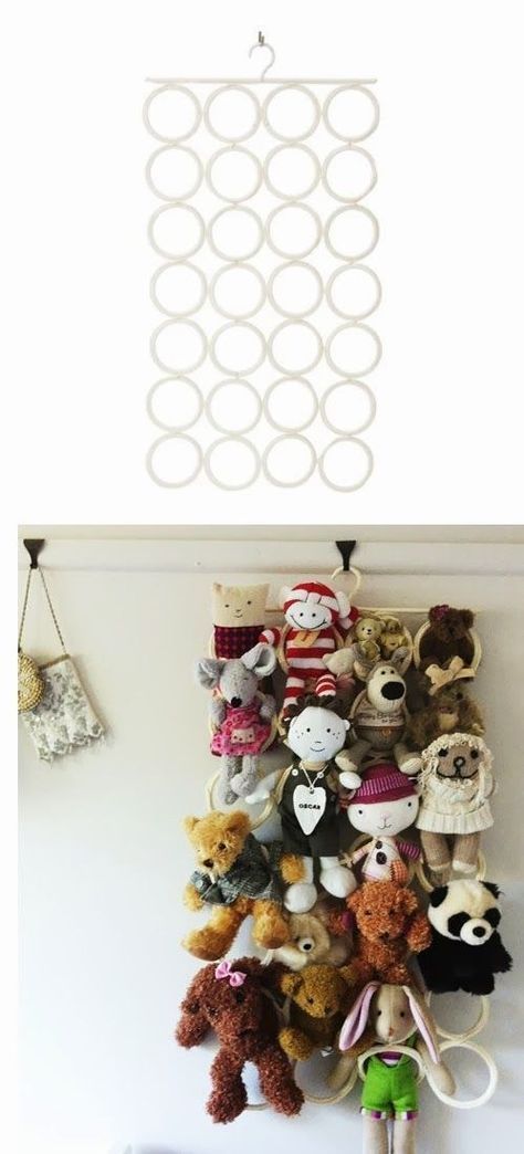 DIY IKEA toy storage hacks for the bedroom -SOFT TOY STORAGE HANGER Storing Stuffed Animals, Ikea Komplement, Ikea Toy Storage, Ikea Toys, Soft Toy Storage, Hacks Ikea, Creative Storage Solutions, Creative Organization, Diy Ikea