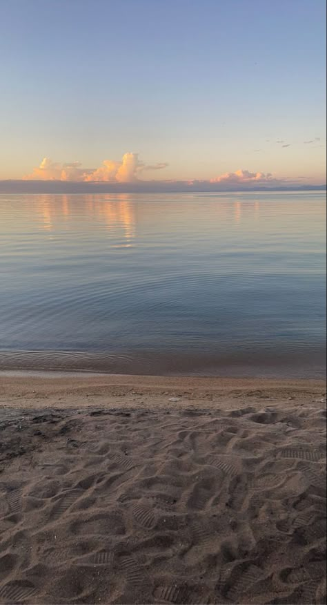 Malawi Aesthetic, Africa Beach, Malawi Africa, Lake Malawi, Moodboard Inspo, South Africa Travel, African Countries, Southern Africa, Travel List