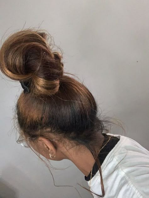 Messy Bun Black Women, Bun Black Women, Face Pic, Puffy Hair, Natural Straight Hair, Side Face, Honey Brown Hair, Contrast Dress, Quick Weave Hairstyles