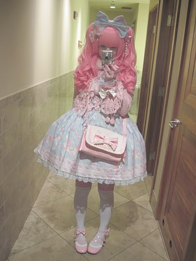 Lol Ita Fashion, Ott Sweet, Pink Fashion Aesthetic, Yume Kawaii Fashion, Spring Fairy Kei Dress With Ruffles, Fairy Kei Dress For Spring Dress-up, Fairy Kei Mini Dress With Ruffles, Pink Fairy Kei Mini Dress, 일본 패션