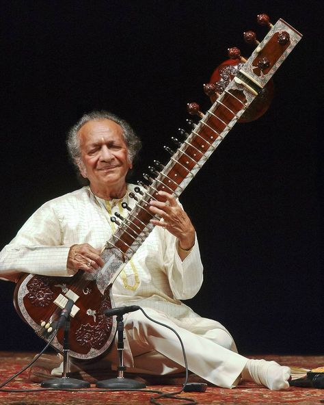 Ravi Shankar, Indian Instruments Aesthetic, Indian Classical Singing Aesthetic, Sitar Instrument, Indian Musical Instruments Photography, Indian Music Instruments, Indian Indie Music Aesthetic, Indian Music, Classical Musicians