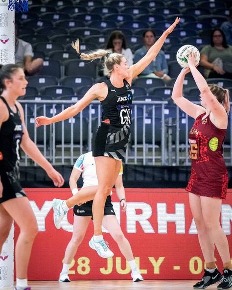 Silver Ferns Netball, Netball Aesthetic, Netball Kit, The Black Dress, Wall Pics, Silver Fern, Dream Future, Future Jobs, Netball