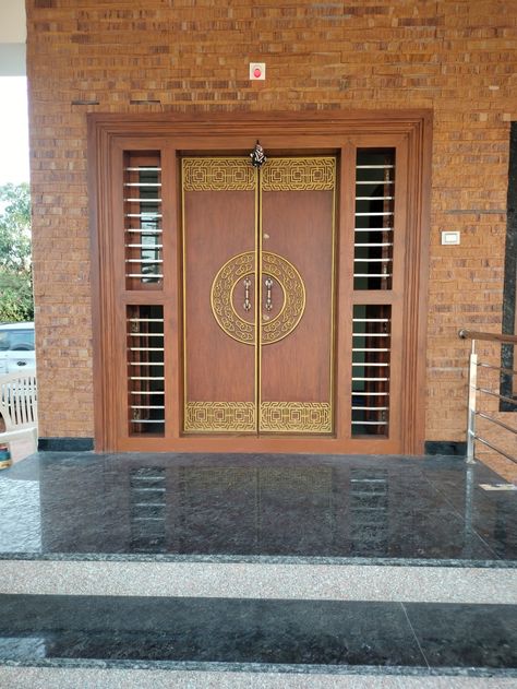 Indian Teakwood Main Door Designs, Teak Double Door Design, Wooden Double Doors Entrance Front Entry, Main Door Double Door Designs, Modern Double Doors Entrance, Wooden Double Front Doors, Indian Main Door Designs, Main Door Design Photos, Teak Door