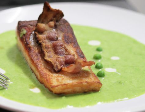 EAT with Mary and Monica: Gordon Ramsay's Salmon in Mint Pea Puree Gordon Ramsay Salmon, Gordon Ramsey Recipes, Pea Puree, Gordon Ramsay Recipe, Modern Food, Pureed Food Recipes, My Mouth, Gordon Ramsay, Fish And Seafood