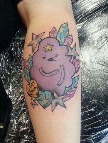 Princesa grumosa Lumpy Space Princess Tattoo, Bag Balm, Adventure Time Tattoo, Lumpy Space, Princess Adventure, Princess Tattoo, Lumpy Space Princess, Space Princess, Kawaii Tattoo