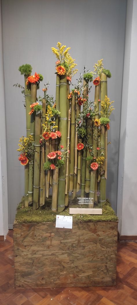 Bamboo Floral Arrangements, Bamboo Flower Arrangement, Bamboo Wedding Decor, Thanksgiving Church Decorations, Bamboo Centerpieces, Selfie Booth, Bamboo Decoration, Destination Wedding Decor, Gia Lai