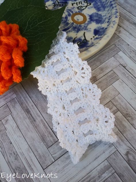 Wedding Crochet Ideas, Perfect Granny Square, Bridal Crochet, Wedding Crochet Patterns, Amigurumi Tips, Invisible Join, Lace Hairband, Wedding Crochet, Yarn Creations