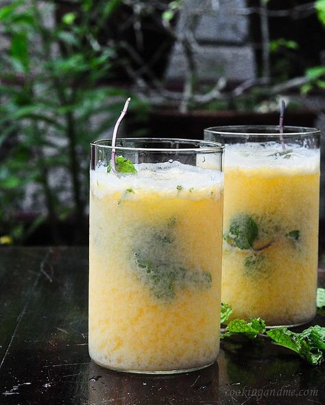 party welcome drink recipe idea Welcome Drink Recipe, Fanta Drink, Birthday Appetizers, Welcome Drinks, Fun Party Drinks, Lassi Recipes, Recipe For Summer, Good Rum, Small Party