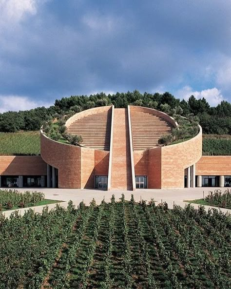 Mario Botta Architecture, Tuscan Village, Architecture 101, Classic Facade, Mario Botta, Theater Architecture, Brick Art, Tuscan Design, Unusual Buildings