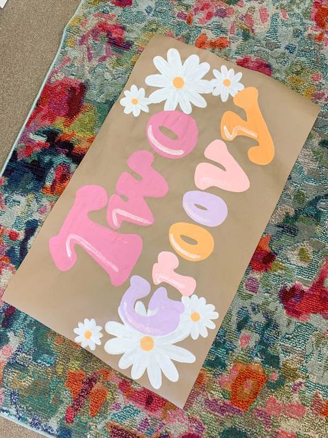 Brown Paper Signs, Banner Painting, Butcher Paper Sign, Welcome Home Signs Diy Poster, Painted Banners, Kraft Paper Banner, Birthday Banner Ideas, Kraft Paper Painted Banner, Butcher Paper Banner