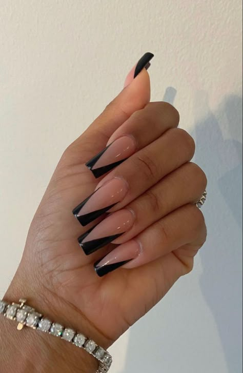 Black V Tip Acrylic Nails, V Tip Acrylic Nails, Cut French Tip Nails, V Cut French Tip Nails, Black Acrylic Nail Designs, Trendy Manicure, Acrylic Nails Square, Nail Tip Designs, Black Acrylic Nails