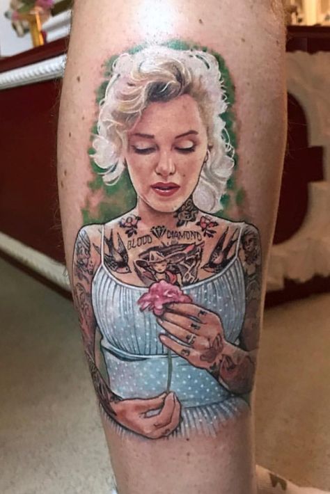 Marlyne Monro Tatoos Ideas, Marilyn Monroe Tattoos, Marilyn Monroe Tattoo Ideas, Marilyn Monroe Tattoo Designs, Monroe Tattoo, Famous Contemporary Artists, Marilyn Monroe Tattoo, Deep Tattoo, Unusual Tattoo