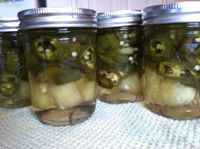 Canning Homemade!: Pineapple and Jalapeno's - Hawaiian Cowboy Delight! Cowboy Delight Recipe, Sb Canning, Hawaiian Cowboy, Pickled Jalapenos, Cowboy Candy, Cream Cheese Appetizer, Food Preserving, Canning Pickles, Canning Recipe