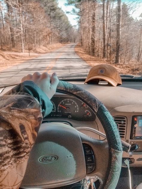 Truck Interior Accessories, Western Car, Foto Cowgirl, Country Trucks, Western Photoshoot, Vw Mk1, Future Trucks, Cowboy Aesthetic, Song Challenge